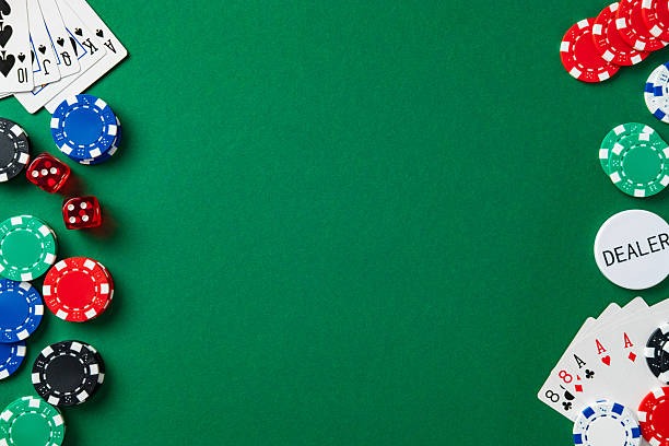 Card hands displayed during a Three Card Poker round on indratogel 186